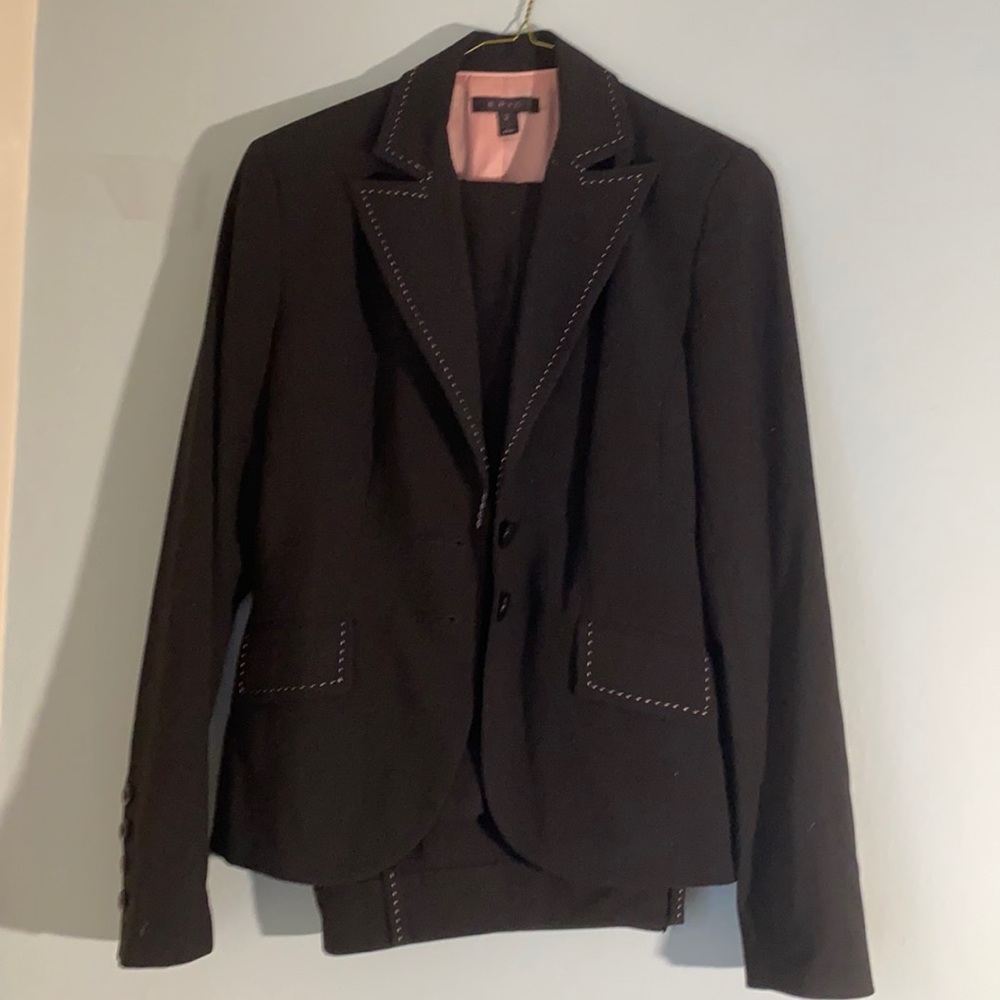 Epic women’s suit